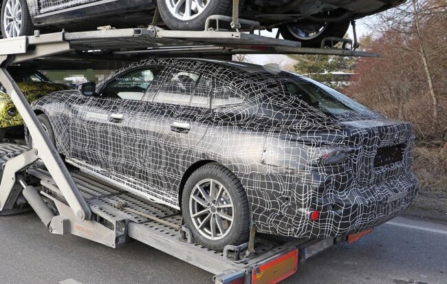 bmw_i4_46.jpg