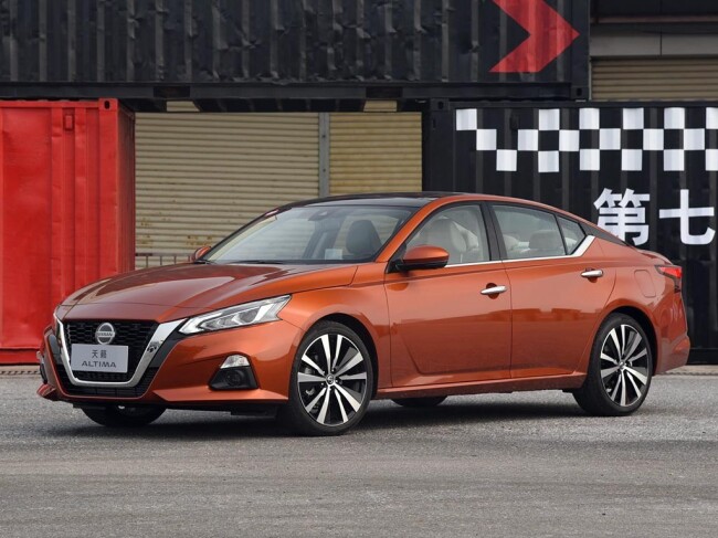 Nissan-Altima.jpg