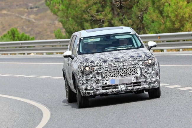 brilliance-v9-spy-shots-3.jpg