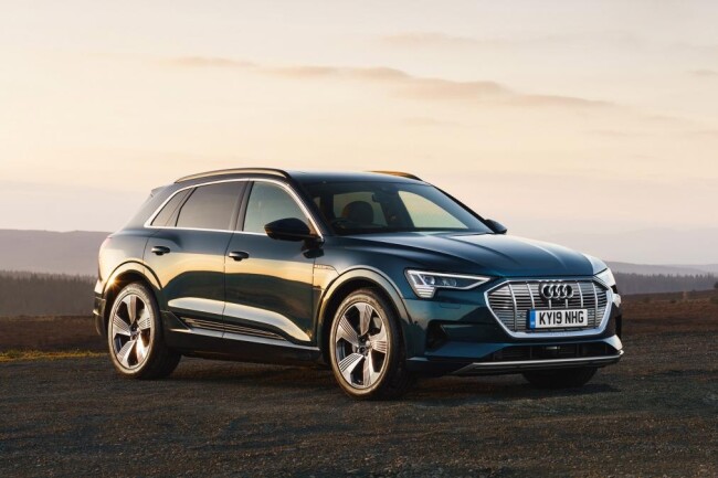 audi-e-tron-55-quattro-2019-18.jpg