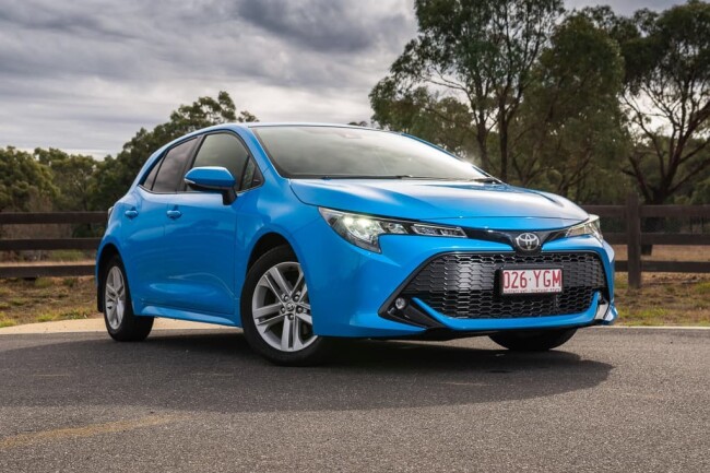 Toyota-Corolla-2019-1.jpg