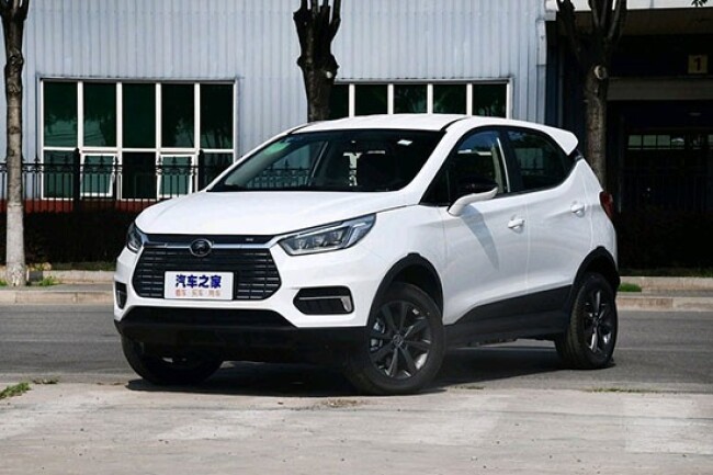 بی‌وای‌دی یوان برقی (BYD Yuan EV).jpg