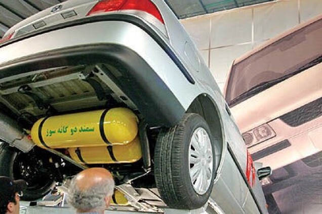 چرا قیمت خودروهای دوگانهسوز افزایش نجومی داشت؟