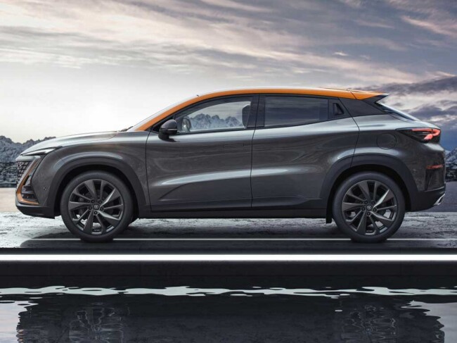 Changan-UNI-T-2020-2.jpg