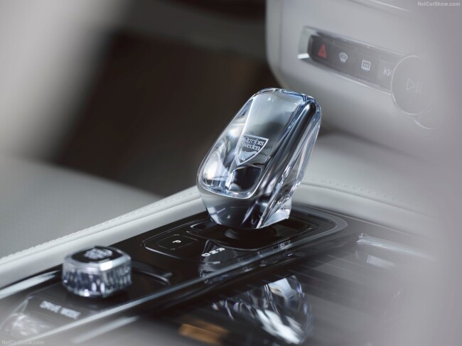 Volvo-S90-2020-1280-08.jpg