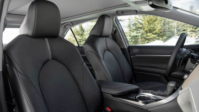 2020-toyota-camry-awd-14.jpg
