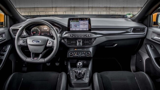 2020_ford-focus-st-13.jpg.jpg
