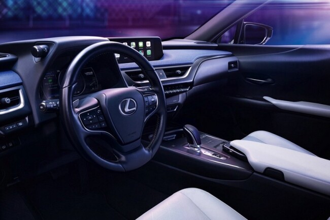 Lexus UX 300e all-electric-3.jpg