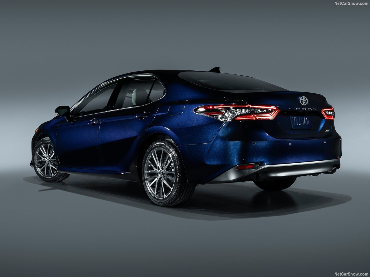 Toyota-Camry-2021-1280-03.jpg