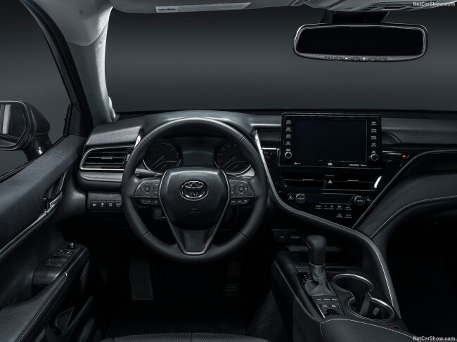 Toyota-Camry-2021-1280-0b.jpg