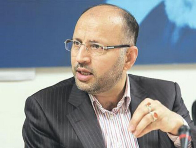 نماینده مجلس: به صرف بومي سازي نبايد از برخي الزام هاي صنعت خودرو چشم پوشي كرد