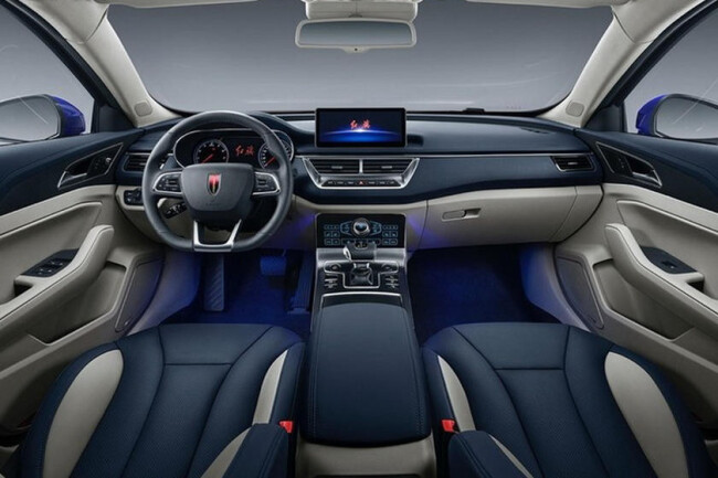 Hongqi-H5-sedan-3.jpg