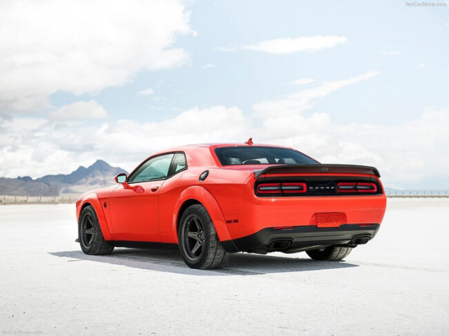 Dodge-Challenger_SRT_Super_Stock-2020-1280-0b.jpg
