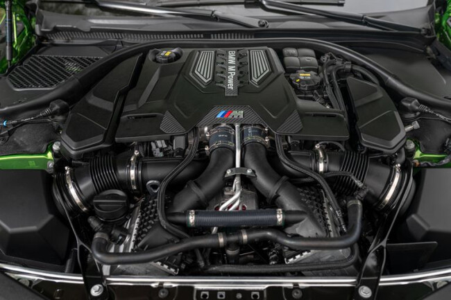 2020-bmw-m8-competition-engine.jpg