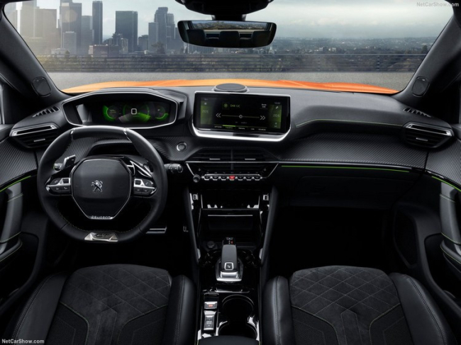 Peugeot-2008-2020-1280-b4.jpg