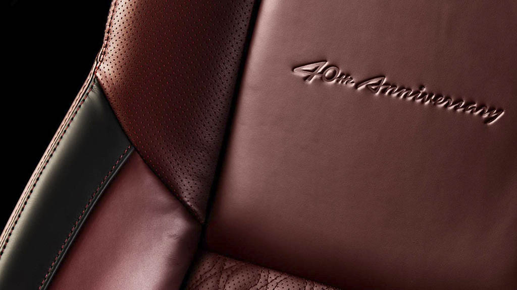 2021-nissan-maxima-40th-anniversary-edition-seats.jpg