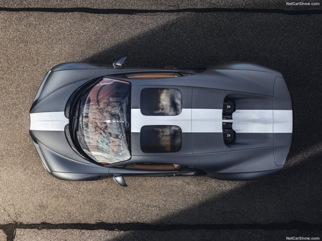 Bugatti-Chiron_Sport_Les_Legendes_du_Ciel-2021-1024-07.jpg