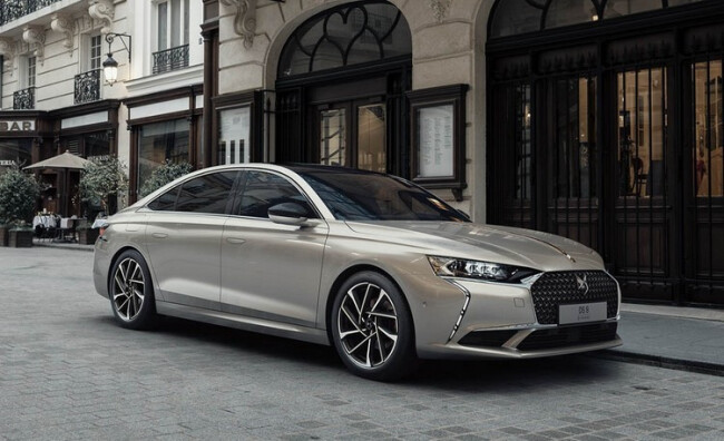 ds-9-makes-european-debut-pricing-10.jpg