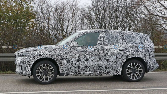 next-gen-bmw-x1-phev-spy-22.jpg
