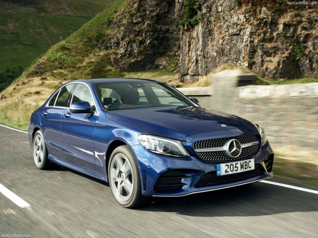 Mercedes-Benz-C-Class-2019-1280-.jpg