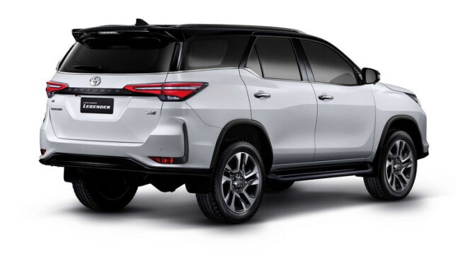 2021-toyota-fortuner2.jpg