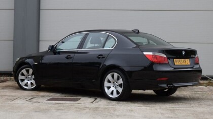 ب ام و 530i E60