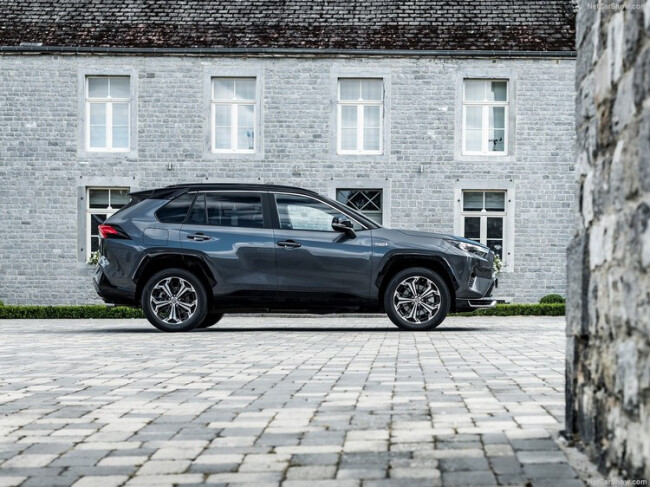 Toyota-RAV4_Plug-in_Hybrid-2021-1280-27.jpg