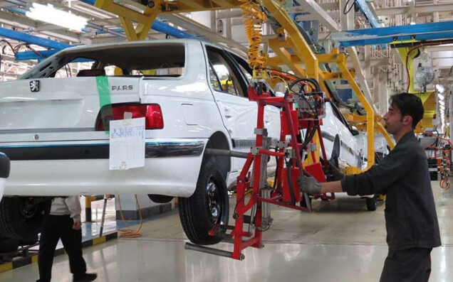 باید هزینه سربار خودروسازان را مردم با گرانی خودرو پس بدهند؟