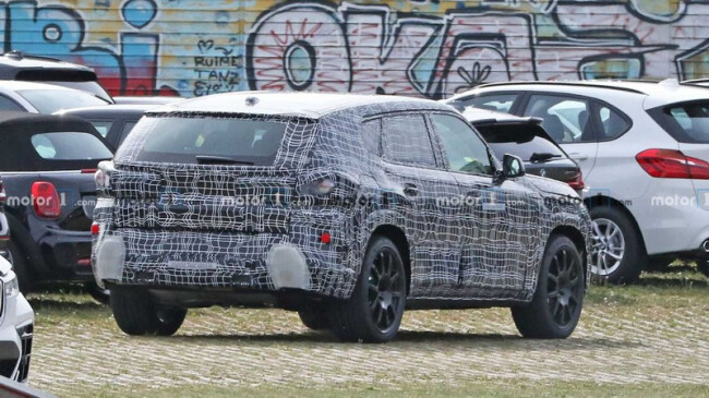 bmw-x8-spy-photos.jpg