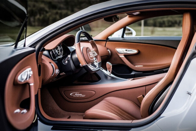 Bugatti-Chiron-25.jpg