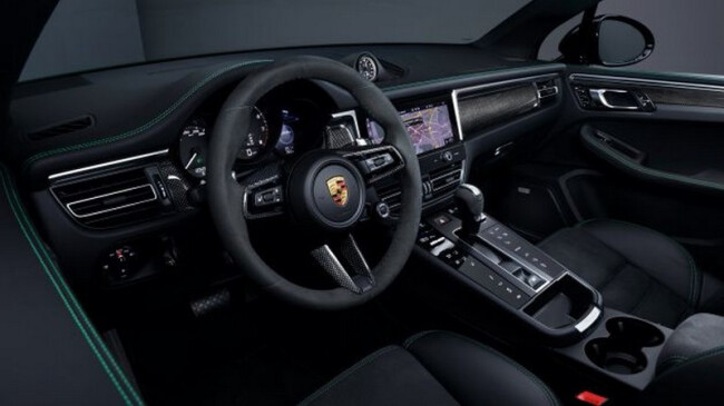 2022-Porsche-Macan-GTS-facelift-with-GTS-Sport2.jpg