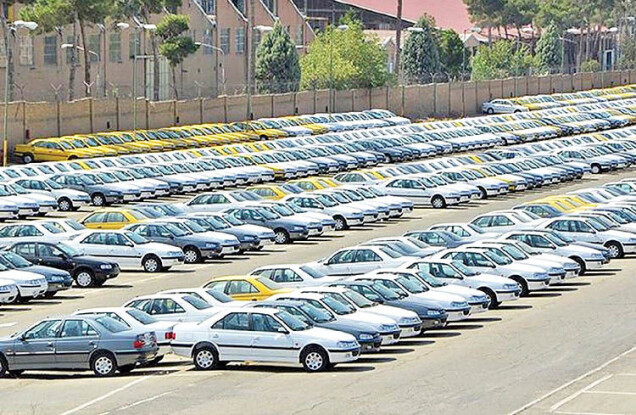 دپوی بیش از 140  هزار خودروی ناقص کف پارکینگ‌های خودروسازان