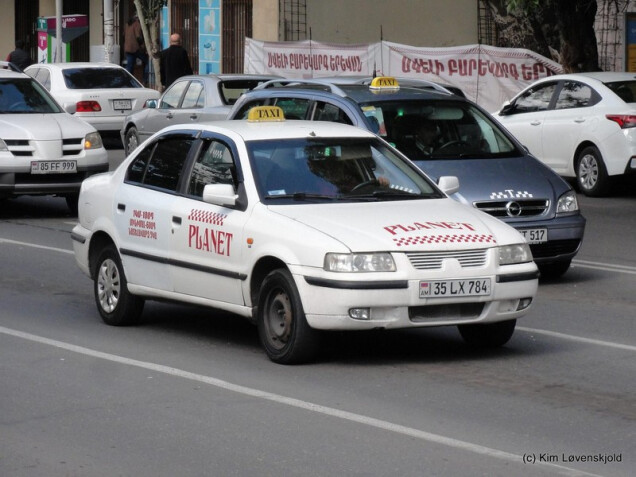 نگاهی به بازار پرحرف و حدیث خودروهای ایرانی در کشورهای همسایه