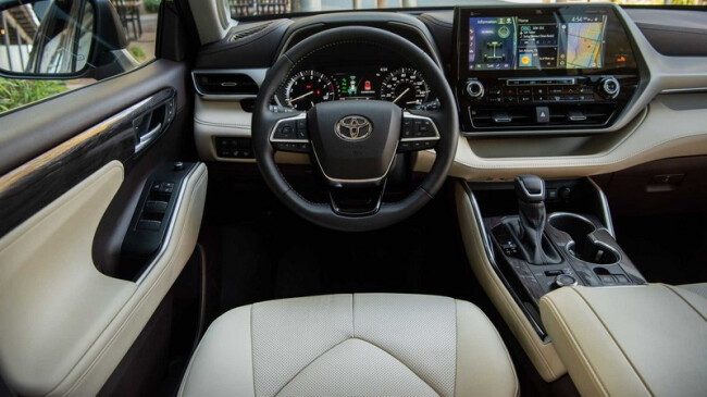 2020-toyota-highlander-first-drive (3).jpg