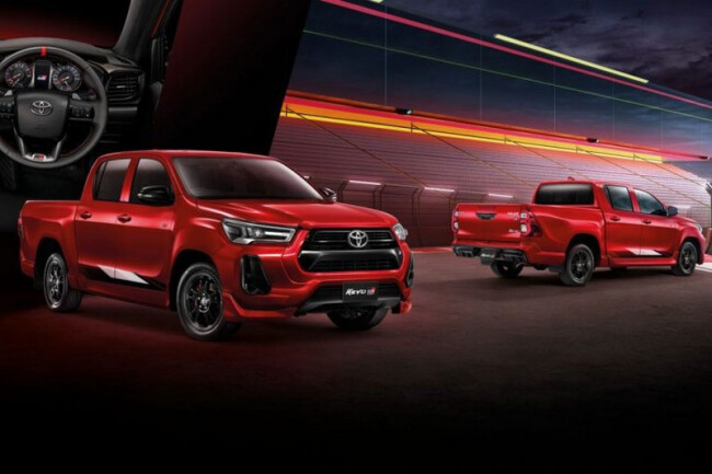 Toyota-Hilux-GR-Sport-3-767x511.jpg