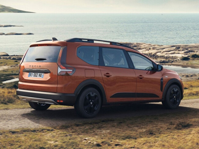 Dacia-Jogger-2022-1024.jpg