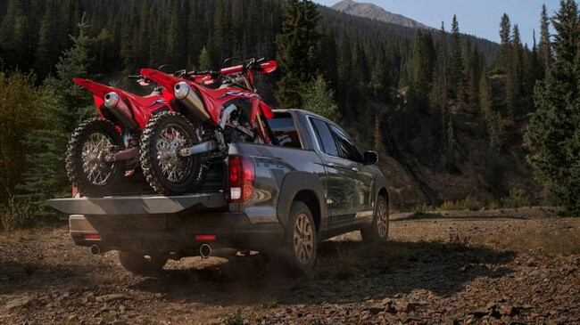 2021-honda-ridgeline-exterior-rear-9.jpg