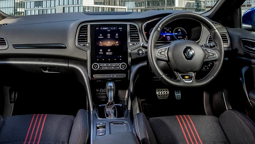 Renault-Megane-E-Tech-PHEV-2021-3.webp