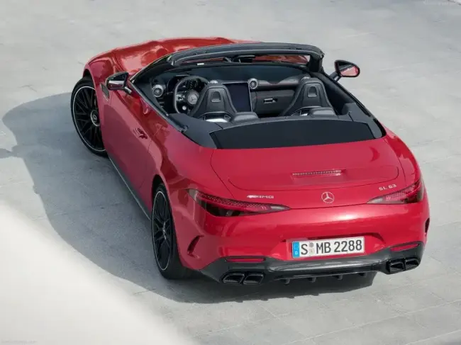 1Mercedes-Benz SL 63 AMG (2022)5.webp