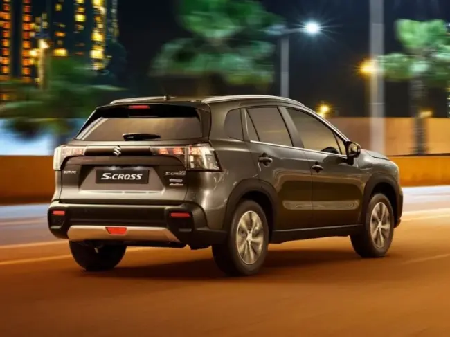 Suzuki-S-Cross-2022-1600-1-767x575.webp