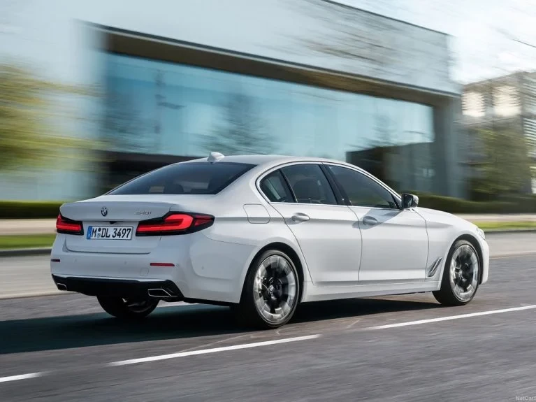 BMW-5-Series-2021-1600-45-767x575.webp