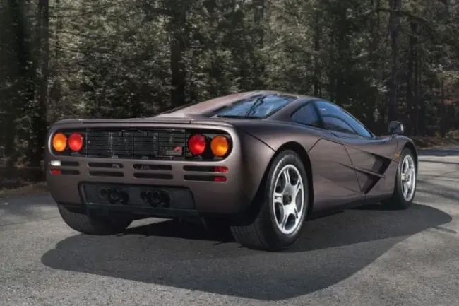 McLaren-F1-4-767x511.webp