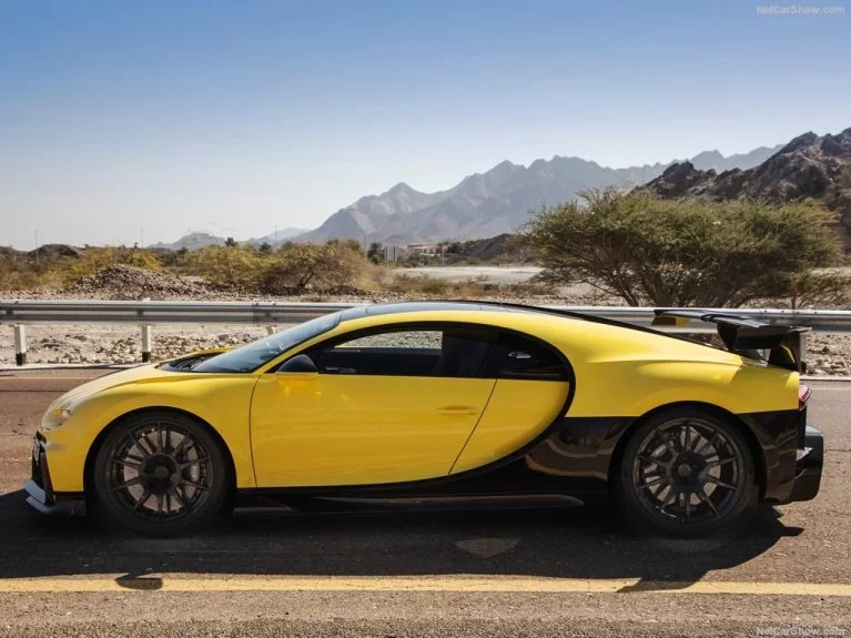 Bugatti-Chiron_Pur_Sport-2021-1024-2e-767x575.webp