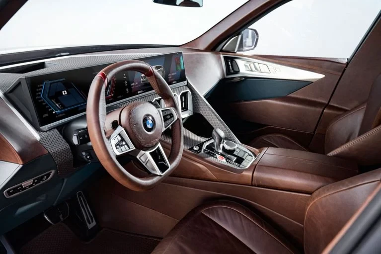 BMW-XM-7-767x511.webp