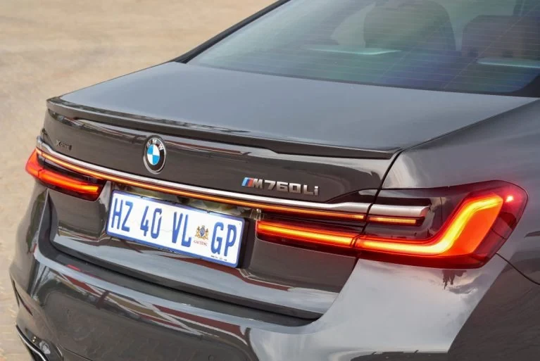 BMW-M760i-3-767x513.webp
