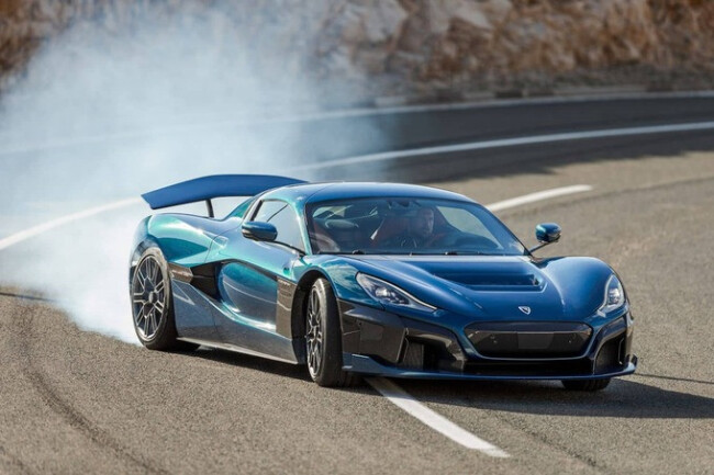 w680px-Rimac Nevera.jpg