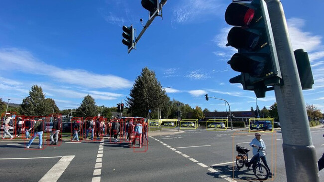 Lemgo-ai-traffic-lights-pedestrian.jpg