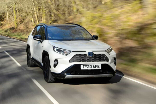 Toyota RAV4 (10)-min.jpg