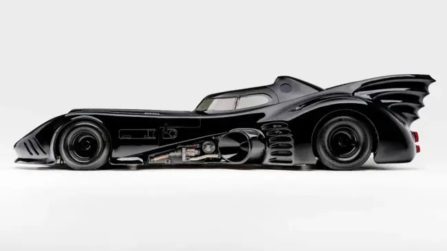 iconic-hollywood-cars-at-the-petersen-automotive-museum (1).webp