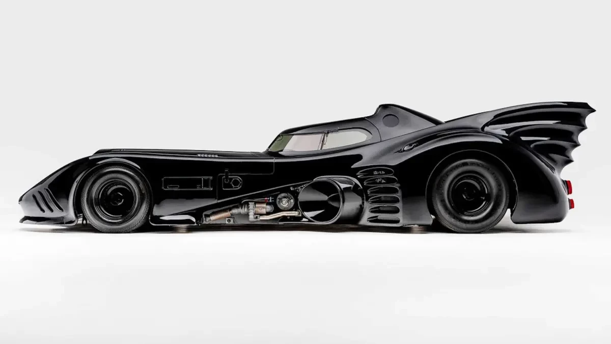 iconic-hollywood-cars-at-the-petersen-automotive-museum (1).webp